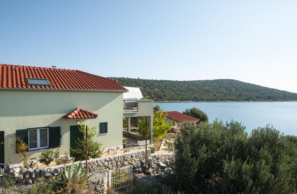 Guest House Loranum Sevid Exterior photo